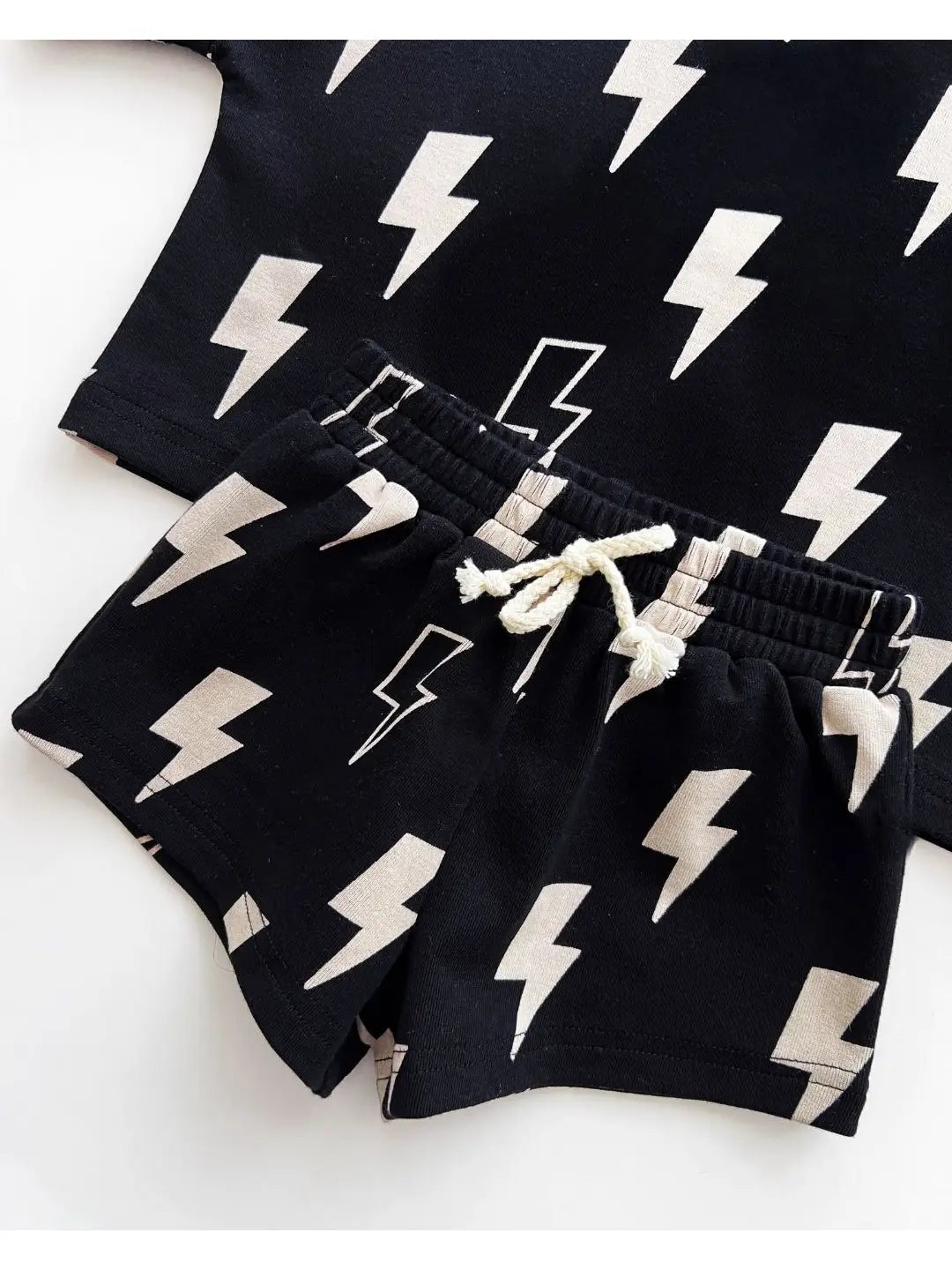 Shorts Set | Black Bolts