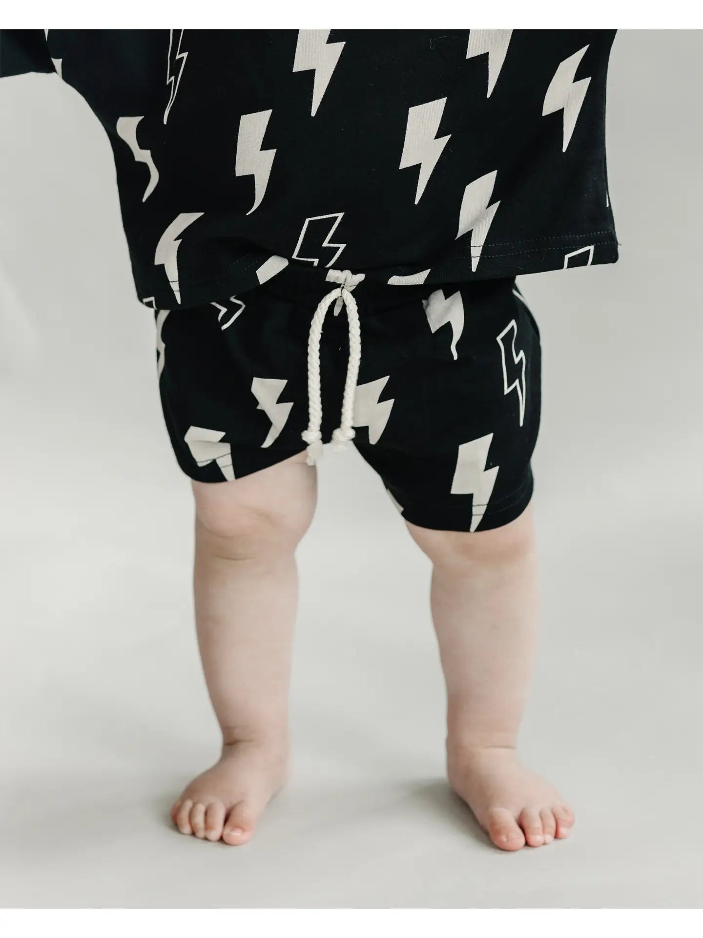 Shorts Set | Black Bolts