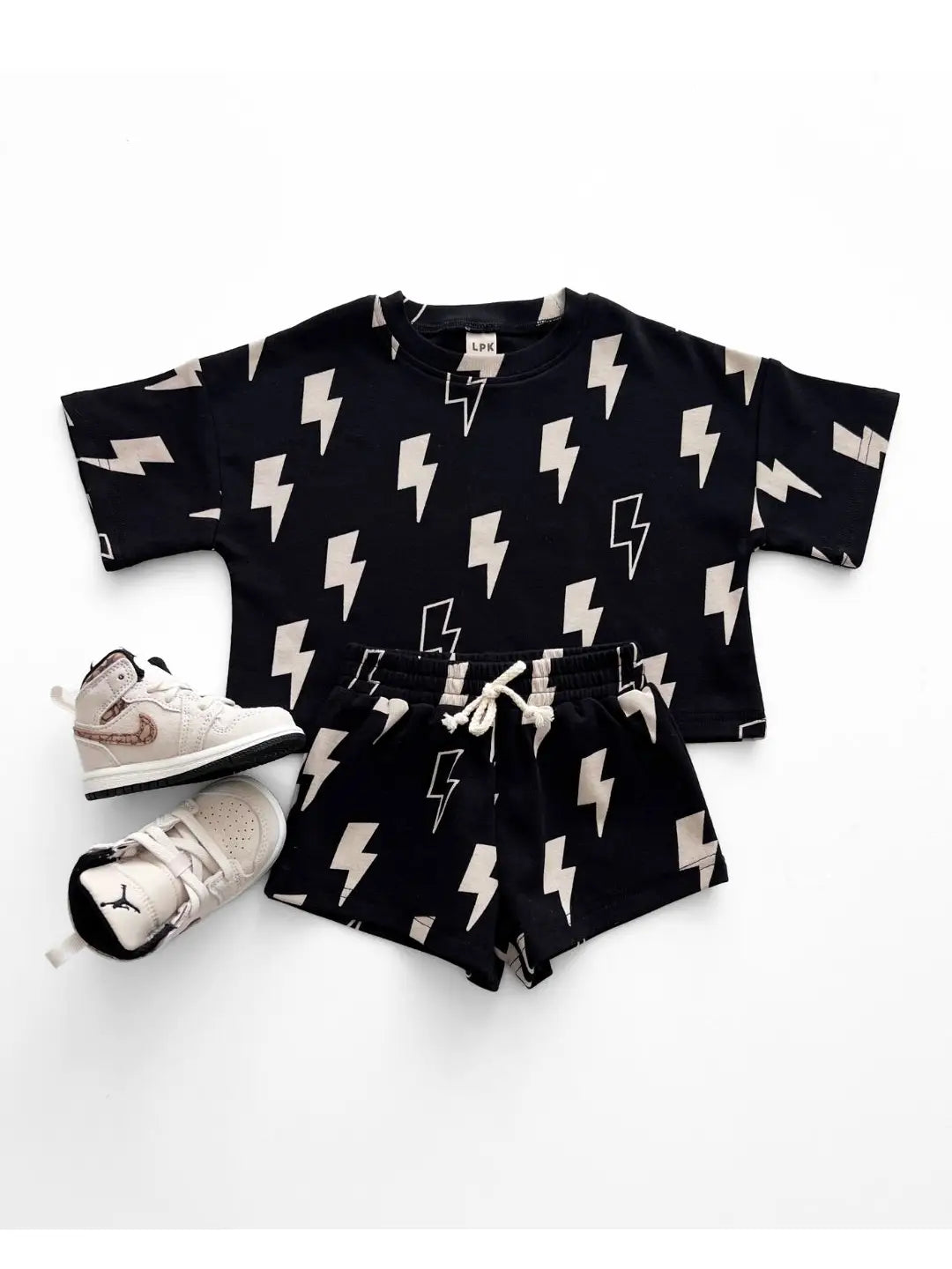 Shorts Set | Black Bolts